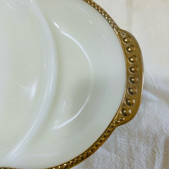 Vintage Fire King Anchor Hocking milk glass relish dish, gold gilded rims. - Picture 4 of 6